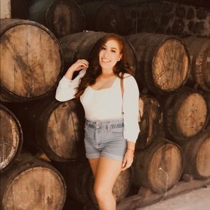 Meet your Posher, Amber